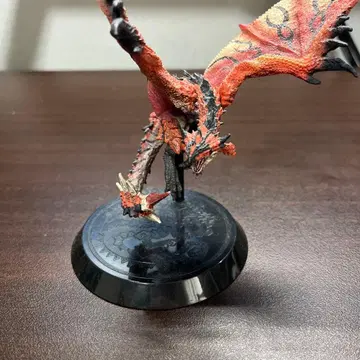 몬스터 헌터 리오레우스 피규어