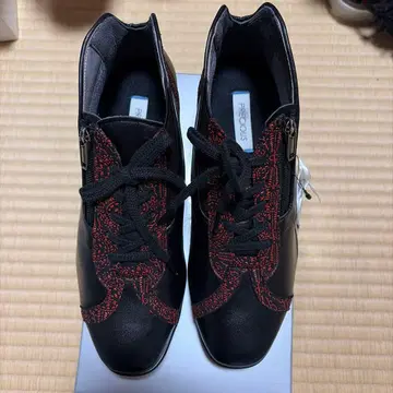 PRECIOUS 블랙/빨간색 레이스업 슈즈 24cmEEEE