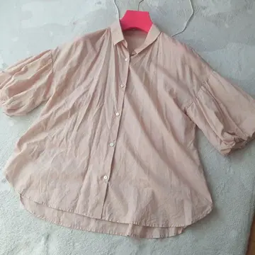 스트로베리 필드 5부 소매 하늘하늘 블라우스