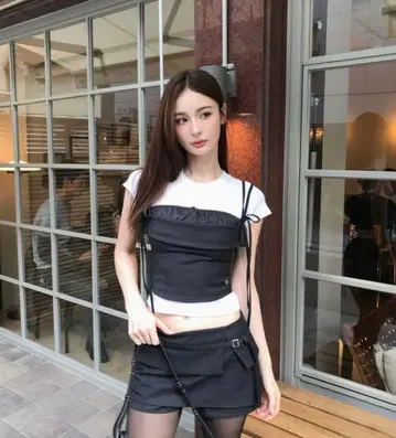 PAIN OR PLEASURE HEART RIBBON TOP