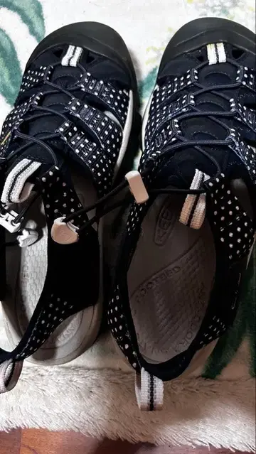 KEEN 아웃도어 샌들 네이비