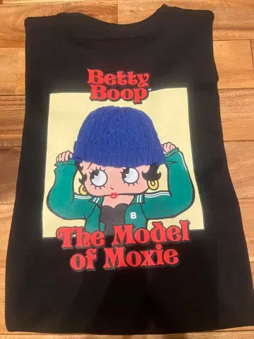[ 택 포함 새상품 ] Betty Boop 블랙 맨투맨 여성용 M 사이즈