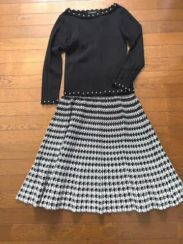 새상품급 QUEENS COURT 퀸즈코트 니트 셋업