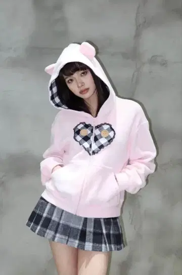 EatmePlz Newjeans 해린 핑크 베어 하트 후드 자켓