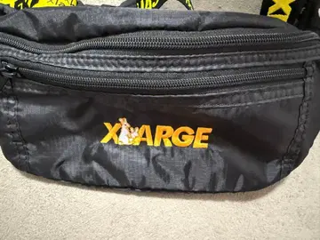 FR2 x XLARGE 숄더백 블랙