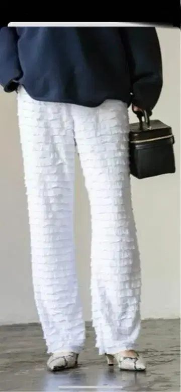 [즉시 발송] provoke 프로보크 프릴 팬츠 화이트 전체 밴딩