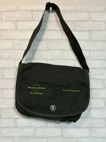 NBC Universal 메신저 백 블랙 컴퓨터