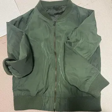 올리브 그린 MA-1 플라이트 자켓