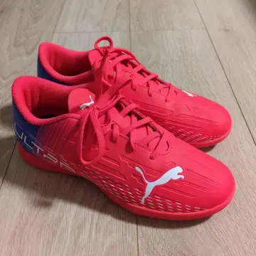 PUMA 축구화 23.0cm