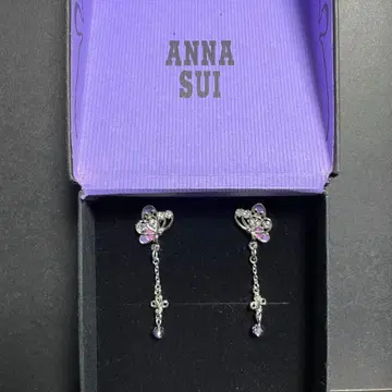 새상품 미사용 ANNA SUI 버터플라이 모티브 드롭 귀찌
