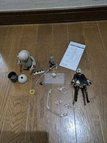 피규어 브링 아츠 요르하 2호 B형 & 기계 생명체 2B