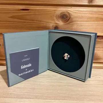 [익명 배송] marimekko UNIKKO 카레와라 이어커프