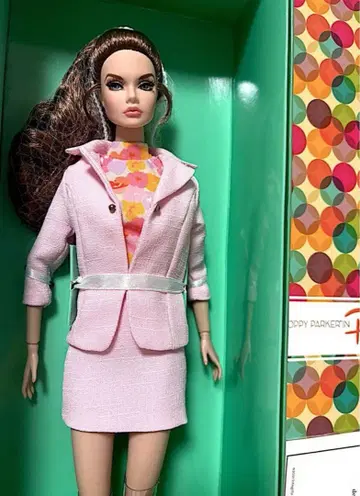 PoppyParkerBrimmingWithBlossoms 인테그리티 토이