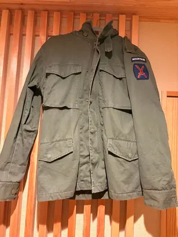 AVIREX M-65 필드 자켓 올리브 L 와펜 포함