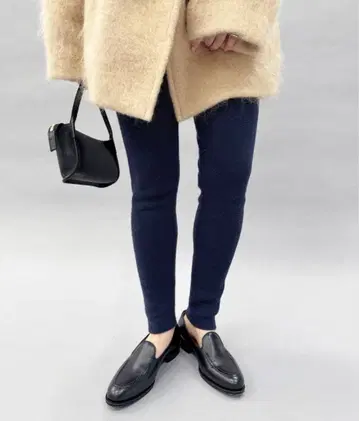 Jalan Sriwijaya 에디트폴루 클래식 슬림 로퍼