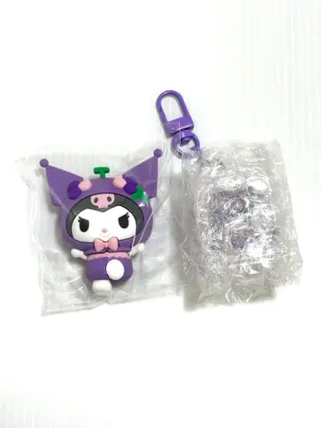 새상품 산리오 후르츠 디자인 시크릿 마그넷 키링 쿠로미