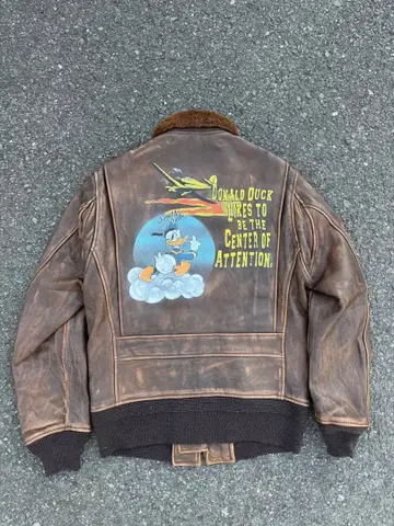 레어 AVIREX 디즈니 콜라보 플라이트 자켓