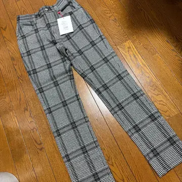 KISS on the GREEN 체크 무늬 팬츠 택 포함 새상품