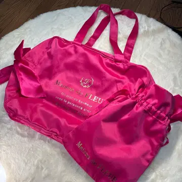 메종 드 플뢰르 새틴 보스턴 백 핑크 복조리 2종 세트