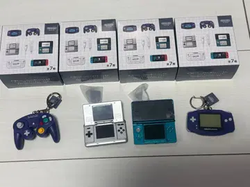 닌텐도 뮤지엄 한정판 게임기 키링