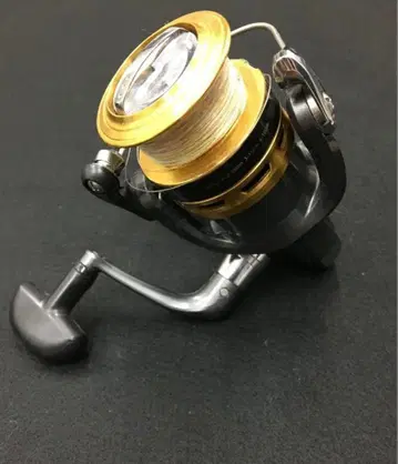 다이와 조이 너스 스피닝 릴 2500번 골드