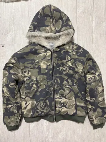 BRACKENERGY 꽃무늬 카모플라쥬 플리스 자켓