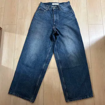 새상품급 레이빔즈 사이즈S 와이드 데님