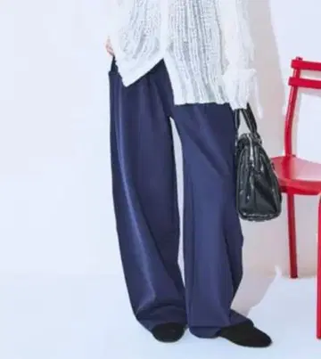 JEANASIS 새상품 맨투맨 코쿤 턱 팬츠 네이비