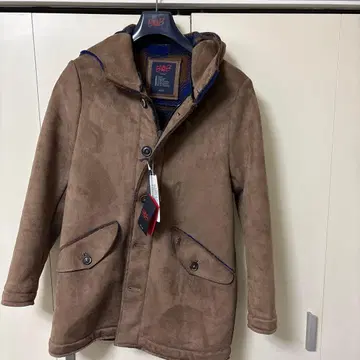 BOB 브라운 코트 후드 부착