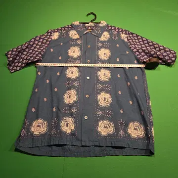 Bohemians 꽃무늬 반팔