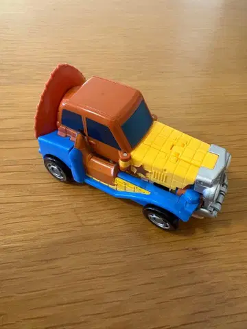 토이스토리 우디 트랜스폼 비클 자동차 변신카 완구