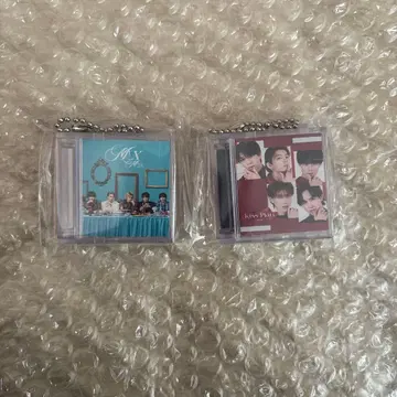 M!LK Kiss Plan M!X 미니 재킷 키링