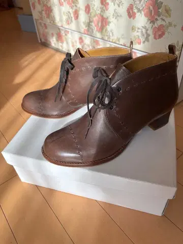 새상품 쇼세 Chausser 숏부츠