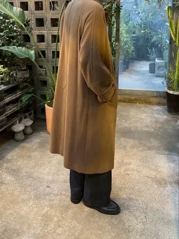 AURALEE 캐시미어 울 모사 코트