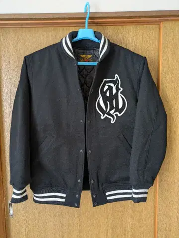 CALEE 블랙 바시티 자켓 자수 로고 울 혼방