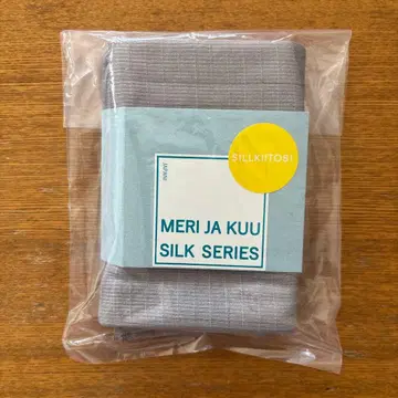 Meri ja Kuu 실크 복대 라이트 그레이