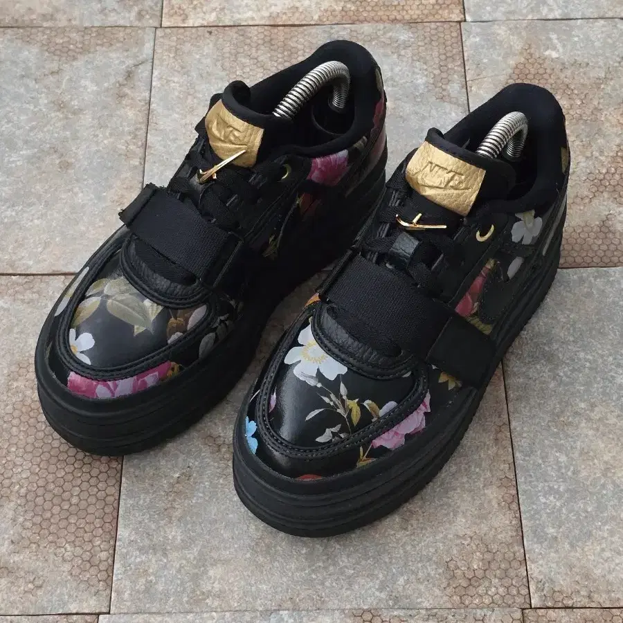 vandal 2k sneaker black