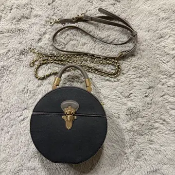 사만사 베가 Samantha Vega 원형 숄더백