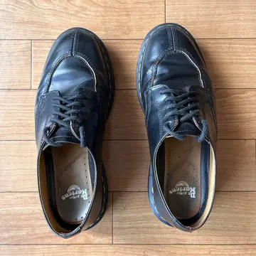 Dr.Martens U팁 5홀 슈즈 UK5