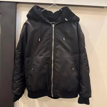 ZARA 후드 부착 블랙 자켓 XL