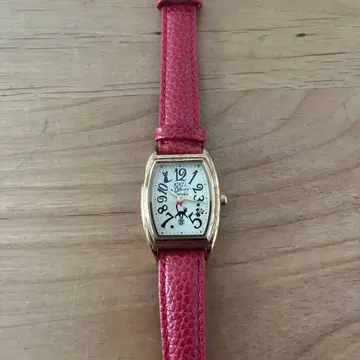 핑크 가죽 시계 직사각형 마녀 배달부 키키 손목시계