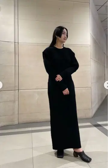 UN3D. POWER SHOULDER KT OP