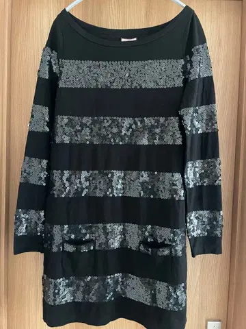 JUICY COUTURE 쥬시 꾸뛰르 스팽글 긴팔 튜닉 블랙