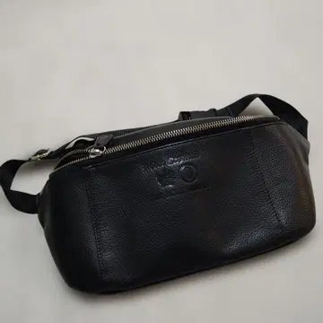 JAM HOME MADE 블랙 바디백