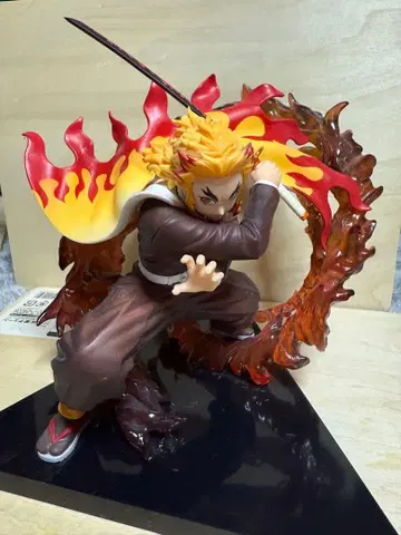 렌고쿠 쿄쥬로 PVC 피규어 약 20cm