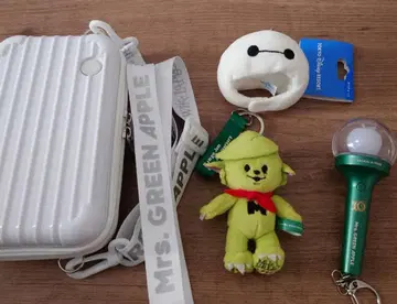 메멜 Mrs. GREEN APPLE 백 스틱 라이트 키링