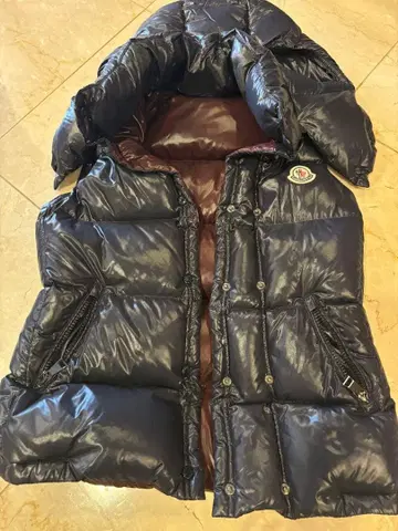 MONCLER 네이비 다운 베스트