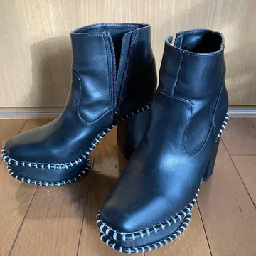 [ 즉시 발송 ] MOUSSY 우드 밑창 부츠 M 통굽 블랙 10cm 힐