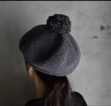 Pois E MARY 폼폼 포함 베레모