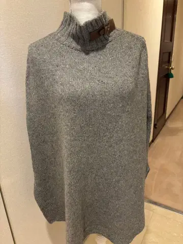 파비아나 필리피 그레이 터틀넥 오버 사이즈 판초